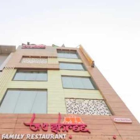 Hotel O Discovery Inn Нью-Делі Екстер'єр фото
